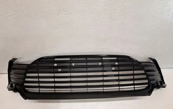 Toyota Camry VIII XV70 Front grill 5311333120