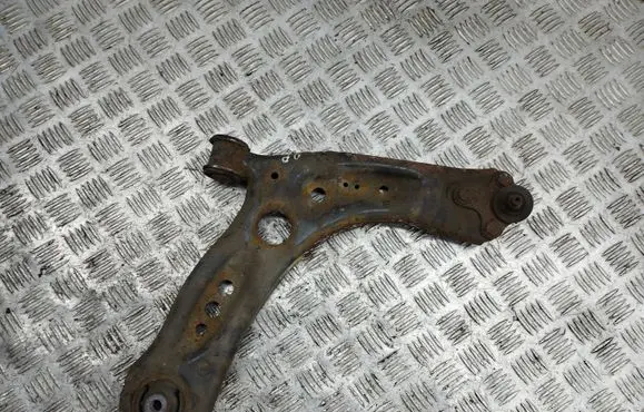 Volkswagen Golf VII Front lower control arm/wishbone 5Q0406152J
