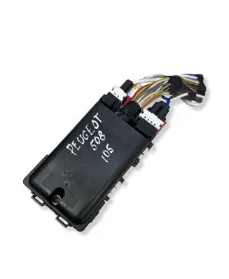 Peugeot 508 Fuse box set 018014781