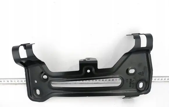 Porsche Cayenne (9Y0 9Y3) Fender mounting bracket 95882143100GRV