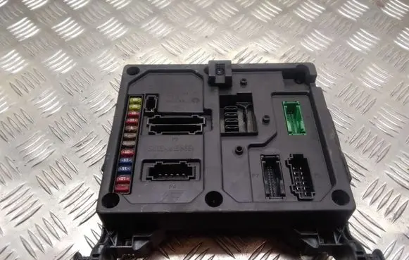 Ford Galaxy Comfort/convenience module S10815201