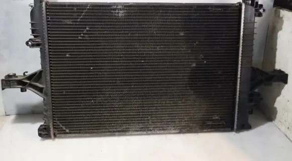 Coolant radiator