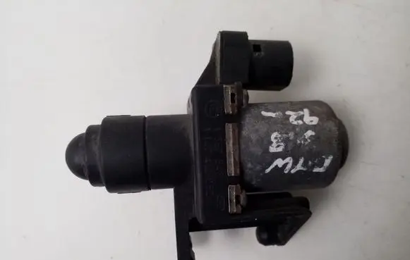 BMW 3 E30 Coolant heater control valve 1387846