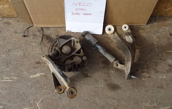 Iveco Daily 6th gen Front wheel hub spindle knuckle