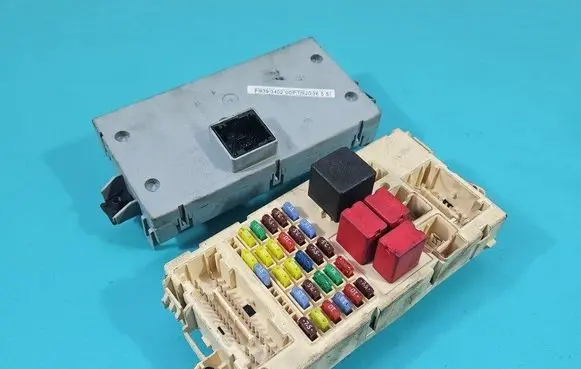 Alfa Romeo 159 Central body control module 60681000 IMPRK1456581