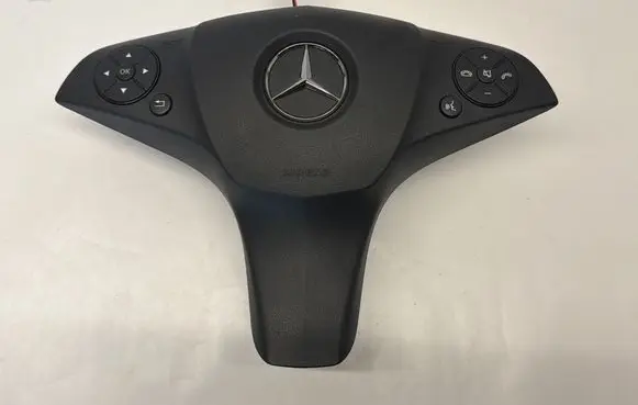 Mercedes-Benz C W204 Steering wheel airbag A0008605702