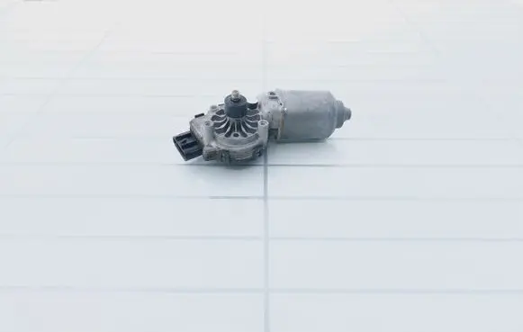 Opel Insignia A Wiper motor 13227393