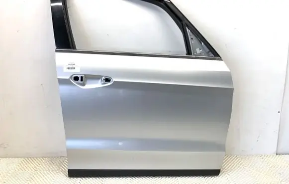 Ford S-MAX Front door 