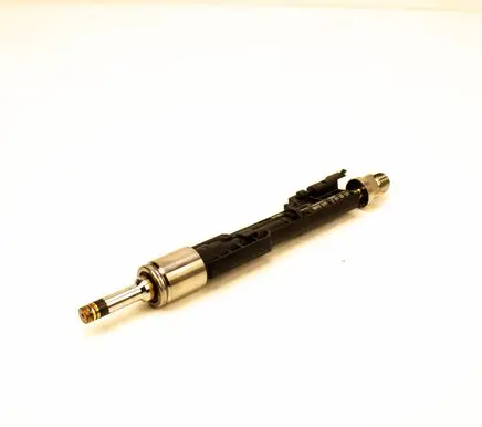 BMW X5 F15 Fuel injector 7639994