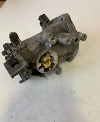 Mercedes-Benz B W245 Throttle valve A6400901470 A6400901410