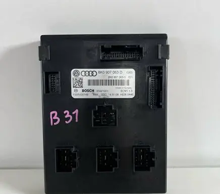 Audi A5 8T 8F Comfort/convenience module 8K0907063D 05021001 005V00749