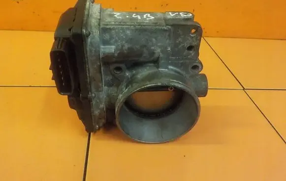 Volvo V50 Throttle body valve 8677694