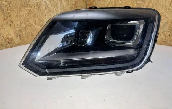 Volkswagen Amarok Headlight/headlamp 2H3941031B KT07688