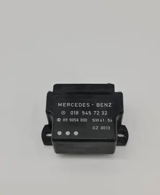 Mercedes-Benz C W202 Glow plug pre-heat relay 0185457232 899056000 GZ0013