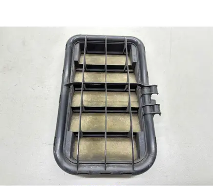 Audi A8 S8 D3 4E Quarter panel pressure vent 4E0819181A