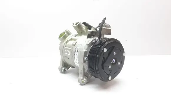 BMW 3 F30 F35 F31 Air conditioning (A/C) compressor (pump) 813120