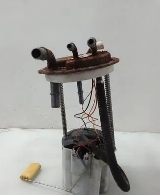 Lexus RX 450H In-tank fuel pump 25864571