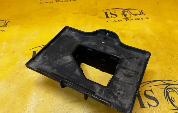 Chevrolet Corvette C5 Battery box tray 10268430