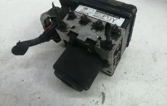 Toyota Corolla Verso E121 ABS Pump 8954113040 4451013070
