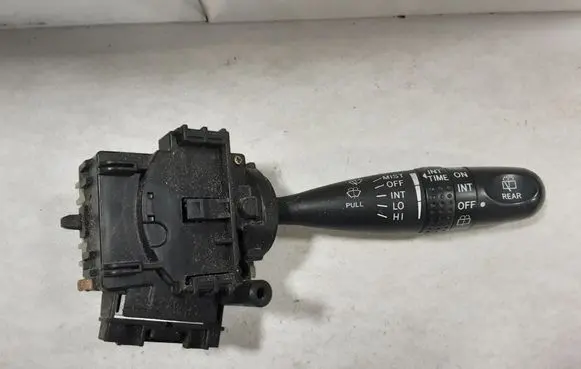 Toyota Corolla E120 E130 Wiper control stalk 173647