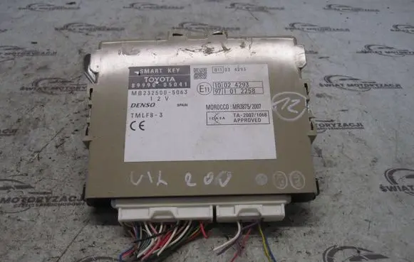 Toyota Avensis T270 Keyless (KESSY) go control unit/module 89990-05041 232500-5063