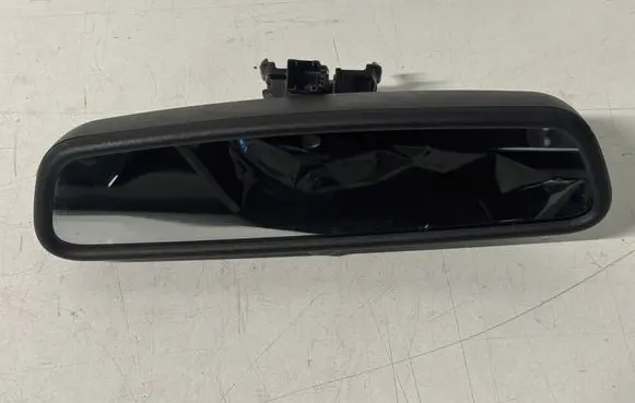 Rear view mirror (interior)