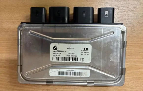 BMW 7 F01 F02 F03 F04 Steering rack control module 673363 9010080630S 32436793363