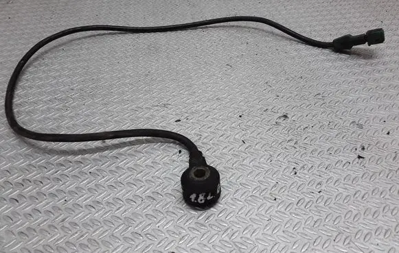 Audi A4 S4 B5 8D Detonation knock sensor 054905377H