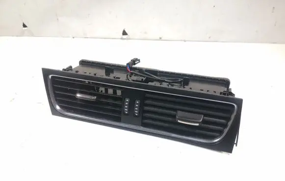 Audi A4 S4 B8 8K Dash center air vent grill 8T1820951C