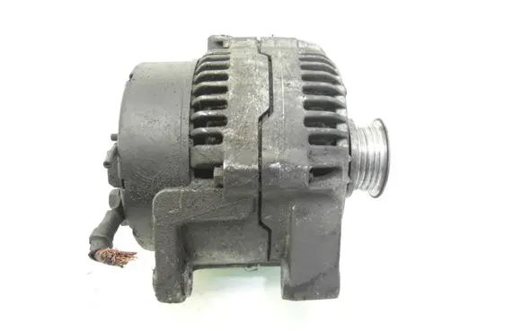 Opel Zafira A Generator/alternator 90356897 0123505002