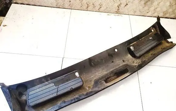 Ford Kuga I Wiper trim 8v41s02216 8v41-s02216
