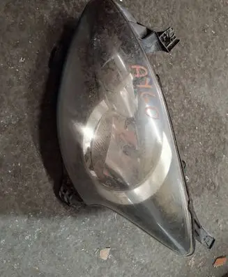 Toyota Aygo AB10 Headlight/headlamp 811500H070