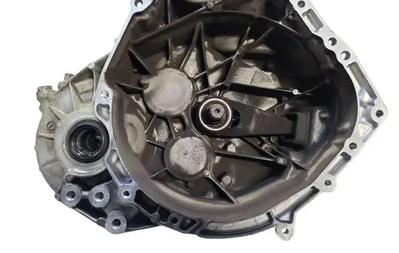 Mazda 6 Manual 6 speed gearbox D6050 4TH0610380