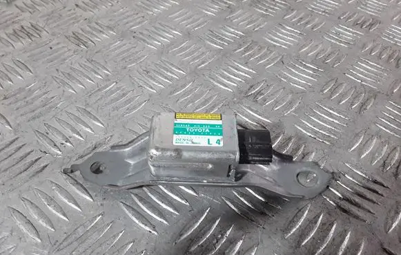 Toyota Prius (XW20) Airbag deployment crash/impact sensor 8983447020 1879000921
