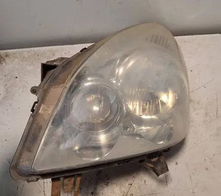 Toyota Corolla Verso E121 Headlight/headlamp P7105L P7105LLHD
