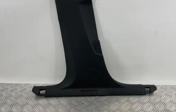 Audi A3 8Y (B) pillar trim (bottom) 8Y0867239 770357040