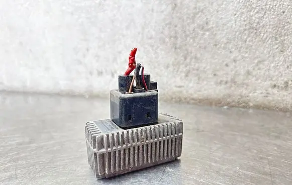Opel Astra G Glow plug pre-heat relay 09132691 51299008