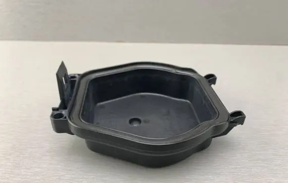 Headlight/headlamp dust cover