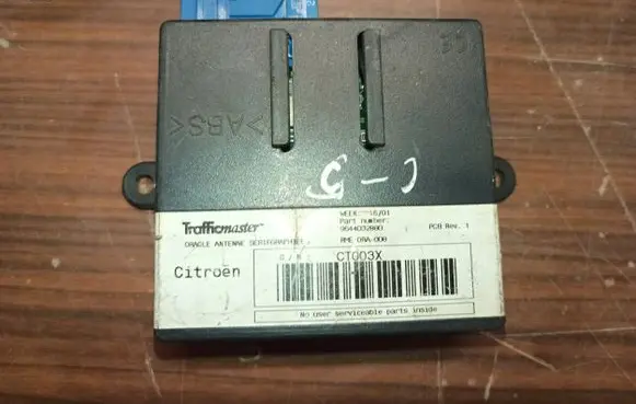 Citroen C5 Air suspension control unit module (rear) 9644032880