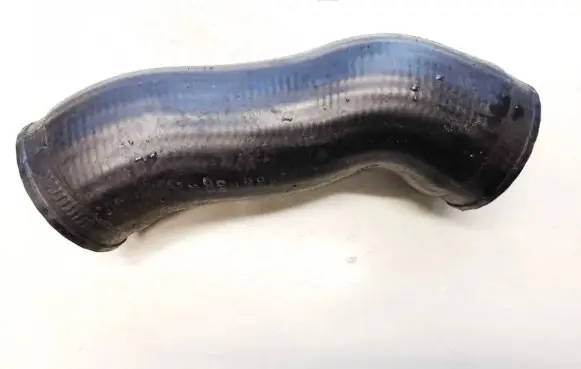 BMW 5 E39 Intercooler hose/pipe 11612249669d 11.61-2249669-d