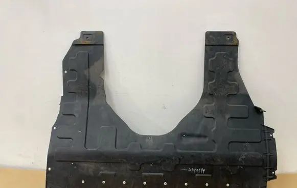 MG ZS Engine splash shield/under tray 10464364
