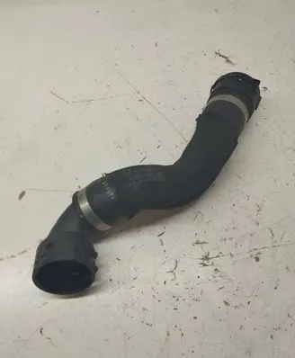 Audi A6 S6 C7 4G Engine coolant pipe/hose 4G0122101AJ