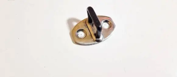 Volkswagen Golf V Front door lock loop/hook striker 