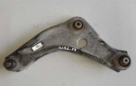 Renault Kadjar Front lower control arm/wishbone BUSH04