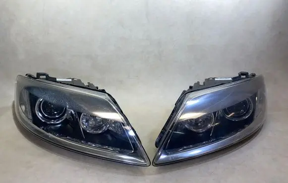 Audi Q7 4L Headlights/headlamps set 4L0941004B
