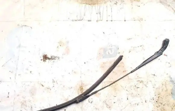 Audi A4 S4 B8 8K Front wiper blade arm 8k2955408