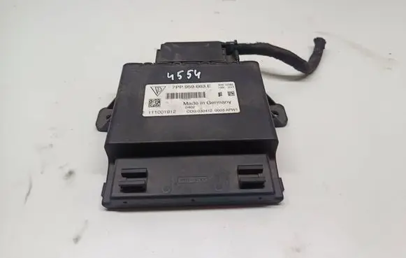 Volkswagen Touareg II Voltage converter/converter module 7PP959663E 111001912 CDG030412