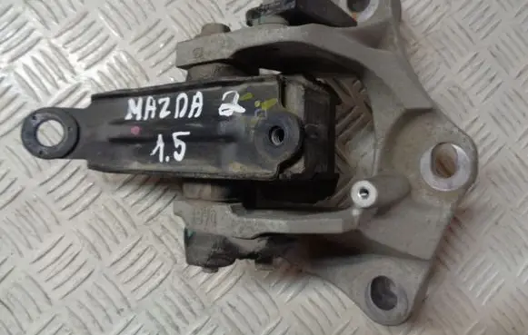 Mazda 2 Gearbox mount DA6T23K05