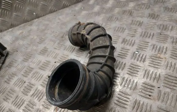 Volvo V70 Air intake hose/pipe 08634143
