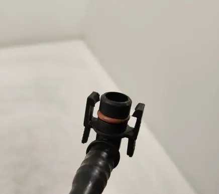 Renault Megane III Fuel line/pipe/hose 